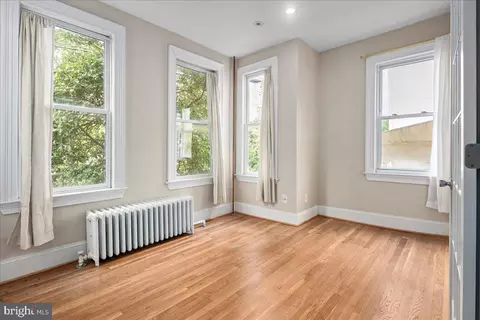 Other - 304 2nd St SE, Washington, DC 20003 photo 11 of 17
