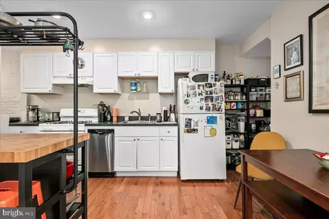 Kitchen - 304 2nd St SE, Washington, DC 20003 photo 3 of 15