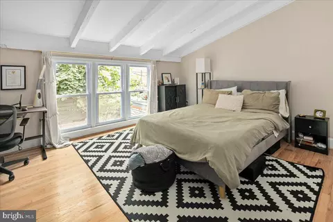 Bedroom - 304 2nd St SE, Washington, DC 20003 photo 1 of 10