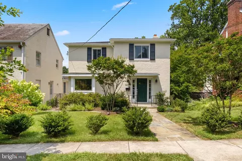 5340 28th St NW, Washington, DC 20015
