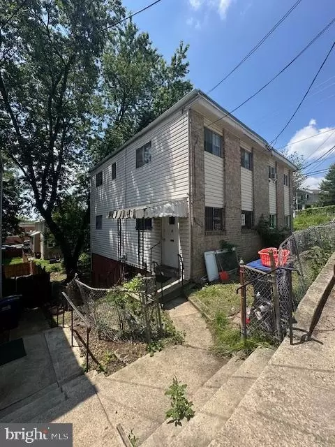 5303 Jay St NE, Washington, DC 20019