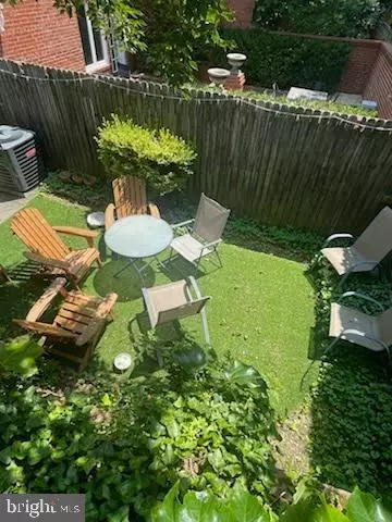 1431 36th St NW, Washington, DC 20007 photo 2