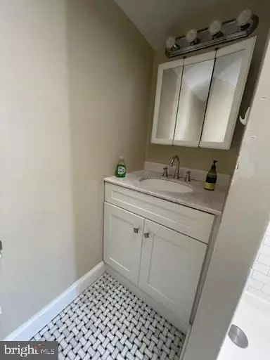 1431 36th St NW, Washington, DC 20007 photo 16