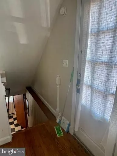 1431 36th St NW, Washington, DC 20007 photo 10