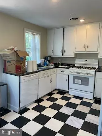 1431 36th St NW, Washington, DC 20007 photo 20
