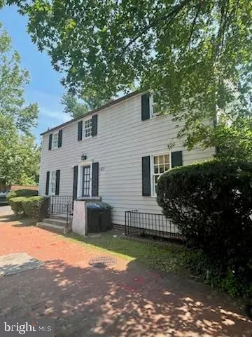 1431 36th St NW, Washington, DC 20007 photo 12