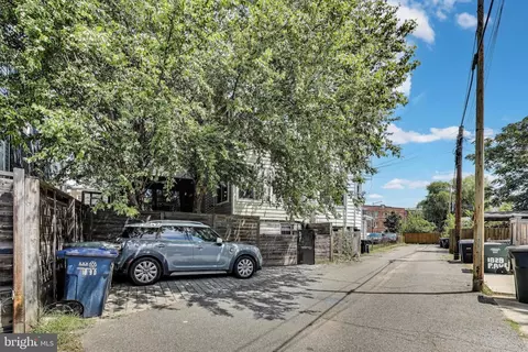 1819 D St SE, Washington, DC 20003 photo 37