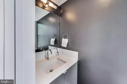1819 D St SE, Washington, DC 20003 photo 12