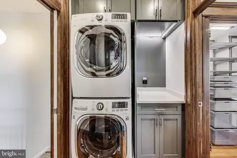 1819 D St SE, Washington, DC 20003 photo 17