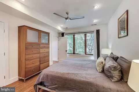 1819 D St SE, Washington, DC 20003 photo 22