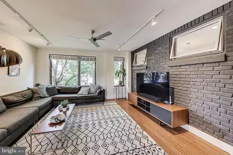 1819 D St SE, Washington, DC 20003 photo 15
