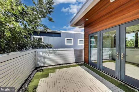 1819 D St SE, Washington, DC 20003 photo 30