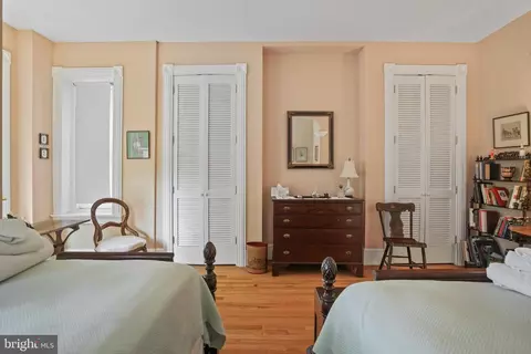 628 A St NE, Washington, DC 20002 photo 16