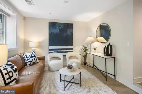 420 13th St SE, Washington, DC 20003 photo 38