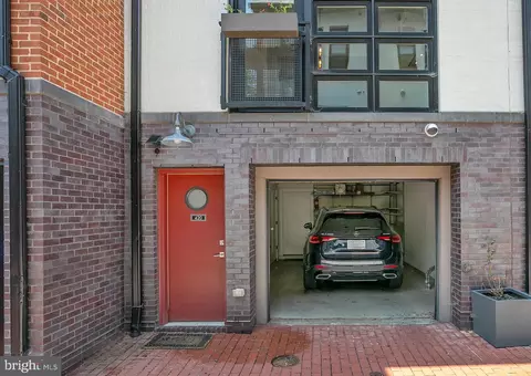 420 13th St SE, Washington, DC 20003 photo 42