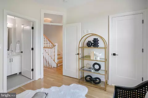 420 13th St SE, Washington, DC 20003 photo 26