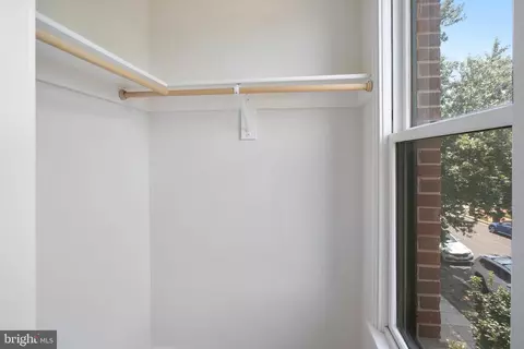 420 13th St SE, Washington, DC 20003 photo 27