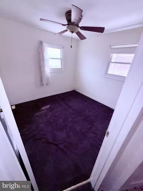 Entry Way - 5908 NE 8th St NE, Washington, DC 20011 photo 6 of 10