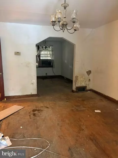 128 53rd St SE, Washington, DC 20019 photo 2