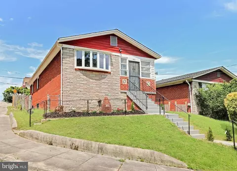 500 47th Pl NE, Washington, DC 20019
