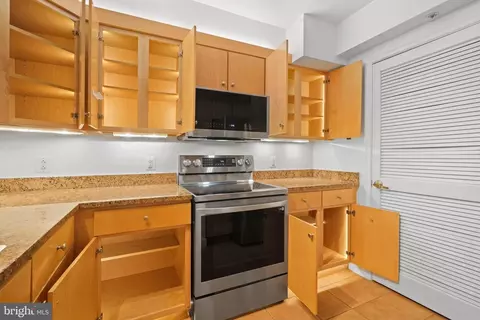 Kitchen - 631 D St NW #936, Washington, DC 20004 photo 9 of 9