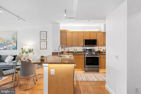 Kitchen - 631 D St NW #936, Washington, DC 20004 photo 2 of 9