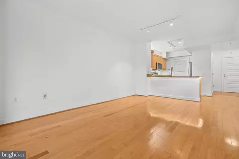Living - 631 D St NW #936, Washington, DC 20004 photo 10 of 11