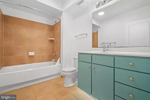 Bath - 631 D St NW #936, Washington, DC 20004 photo 2 of 2