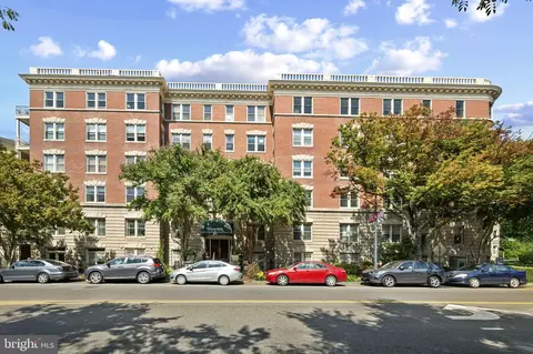 1801 Calvert St NW #208, Washington, DC 20009