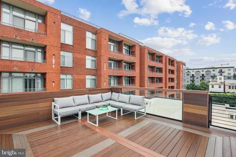Exterior - 304 K St NE #2PH, Washington, DC 20002 photo 7 of 11