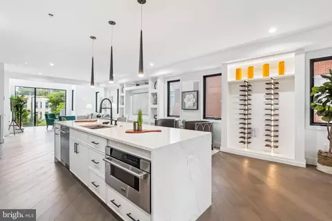 Kitchen - 304 K St NE #2PH, Washington, DC 20002 photo 2 of 4