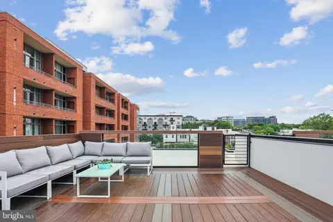 Exterior - 304 K St NE #2PH, Washington, DC 20002 photo 11 of 11