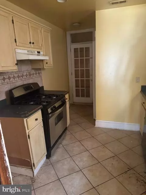 2354 Champlain St NW, Washington, DC 20009 photo 4