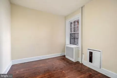 Bedroom - 513 10th St SE, Washington, DC 20003 photo 1 of 4