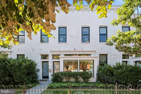 1102 T St NW, Washington, DC 20009