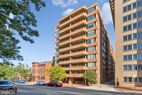 2141 P St NW #709, Washington, DC 20037
