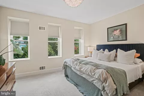 1523 D St SE, Washington, DC 20003 photo 16