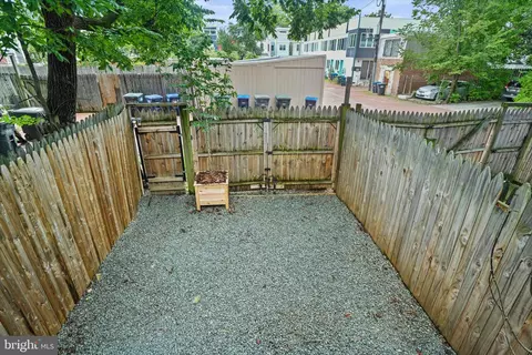 1523 D St SE, Washington, DC 20003 photo 26