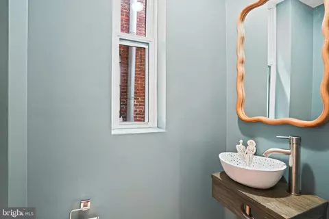 1523 D St SE, Washington, DC 20003 photo 15