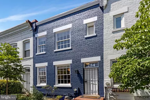 234 12th Pl NE, Washington, DC 20002