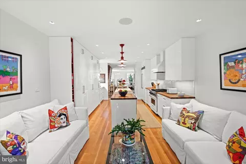 3274 P St NW, Washington, DC 20007 photo 15