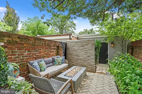 3274 P St NW, Washington, DC 20007 photo 19