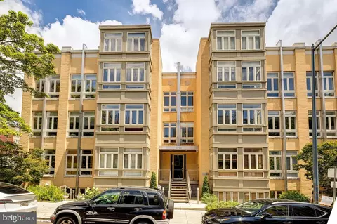 2363 Champlain St NW #20, Washington, DC 20009 photo 2