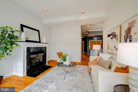 2363 Champlain St NW #20, Washington, DC 20009 photo 10