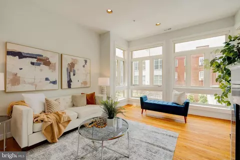2363 Champlain St NW #20, Washington, DC 20009 photo 7