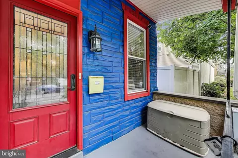Exterior - 107 16th St SE, Washington, DC 20003 photo 2 of 7