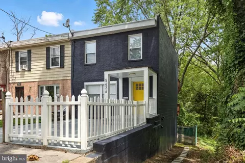 5626 Clay Pl NE, Washington, DC 20019