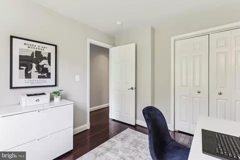 1406 Foxhall Rd NW, Washington, DC 20007 photo 17
