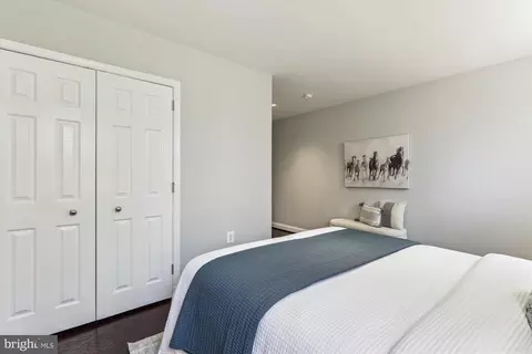 1406 Foxhall Rd NW, Washington, DC 20007 photo 25