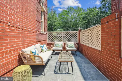 1406 Foxhall Rd NW, Washington, DC 20007 photo 29